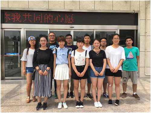 畢業季(jì),航天泵閥(fá)迎來新活(huo)力 畢業季(jì),航天泵閥(fa)迎來新活(huó)力